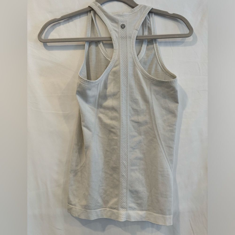 Lululemon Run Swiftly Tech Tank - image 2